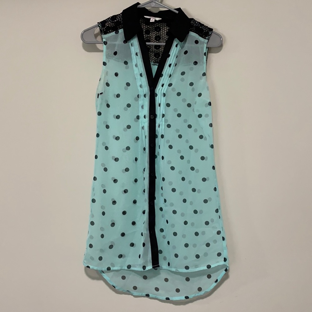 Blue polka dot long shirt to wear with leggings!